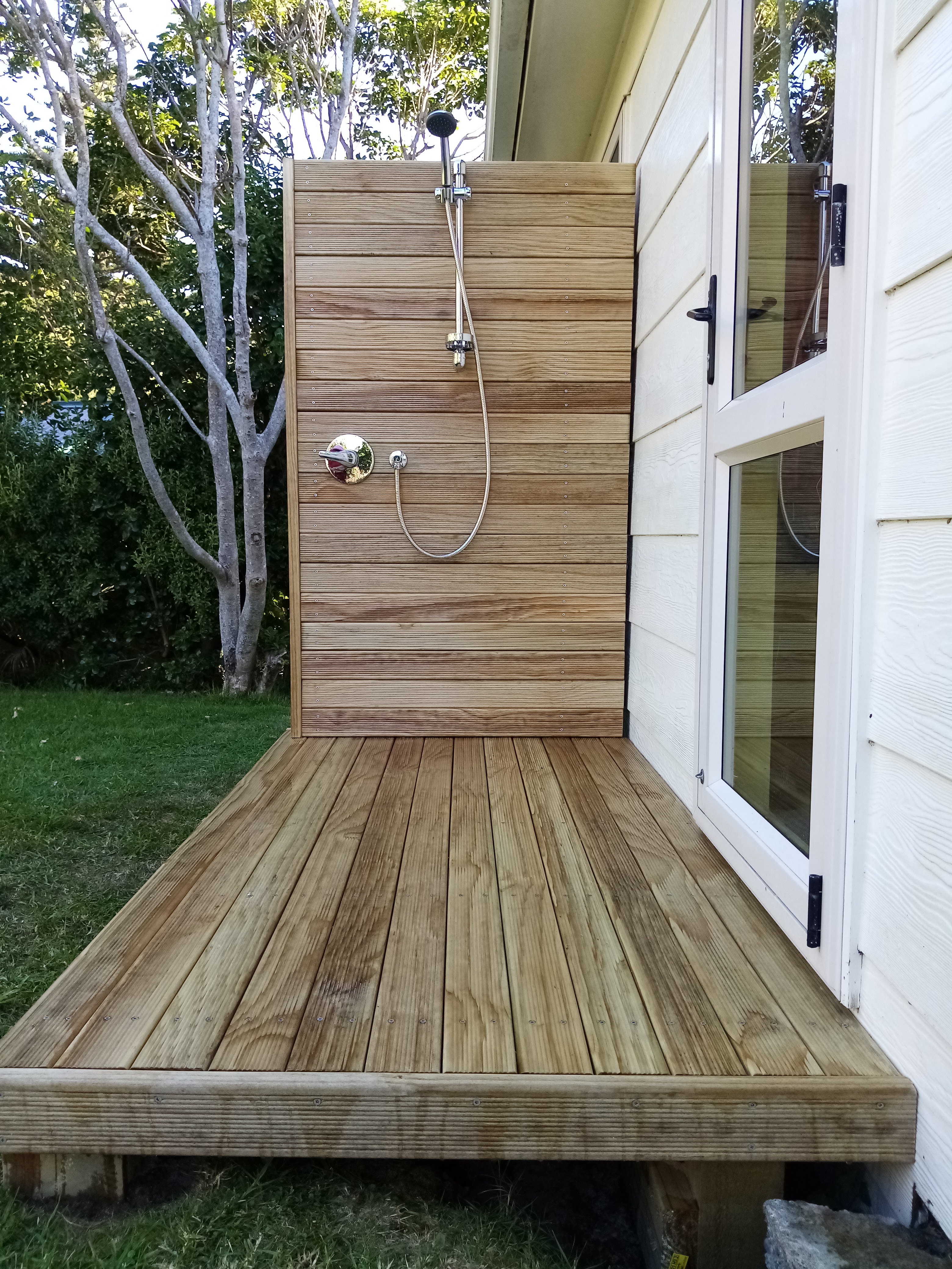 Indoor-outdoor flow structure Wellington